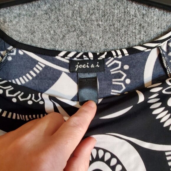 Joei & I Women  Sleeveless Black White Bold Print Blouse Size Small S Summer - Picture 9 of 9